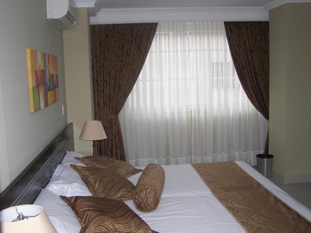 Hotel Six Avenue Cali Ruang foto